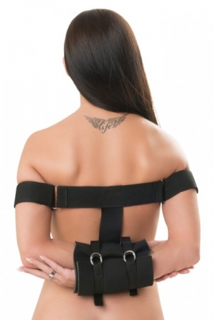 Сбруя на предплечья с фиксацией рук Bad Kitty Torso Restraints