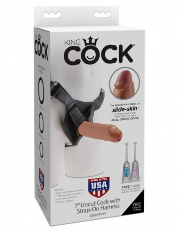 Страпон-трусики с фаллосом на присоске и подвижной крайней плотью 7'' Uncut Cock Strap-On Harness