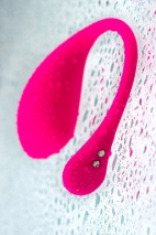 Виброяйцо Lovense Lush 3 (13 режимов, синхронизируется со смартфоном)